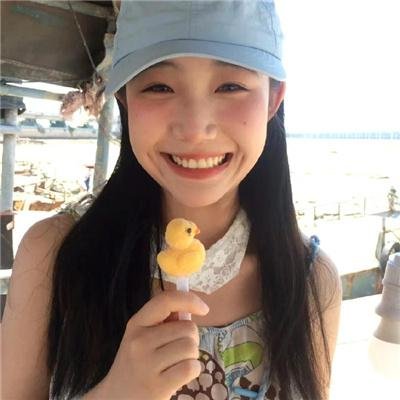 彩虹艳尽半边天